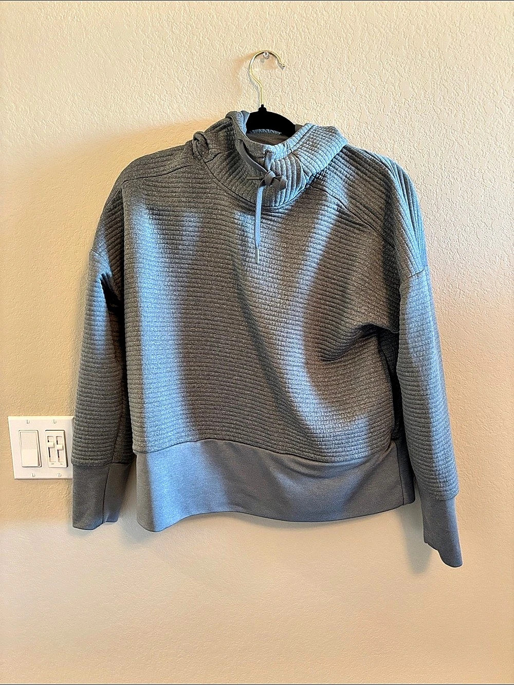 Nike Sportswear Funnel-Neck Pullover Hoodie Gray Small